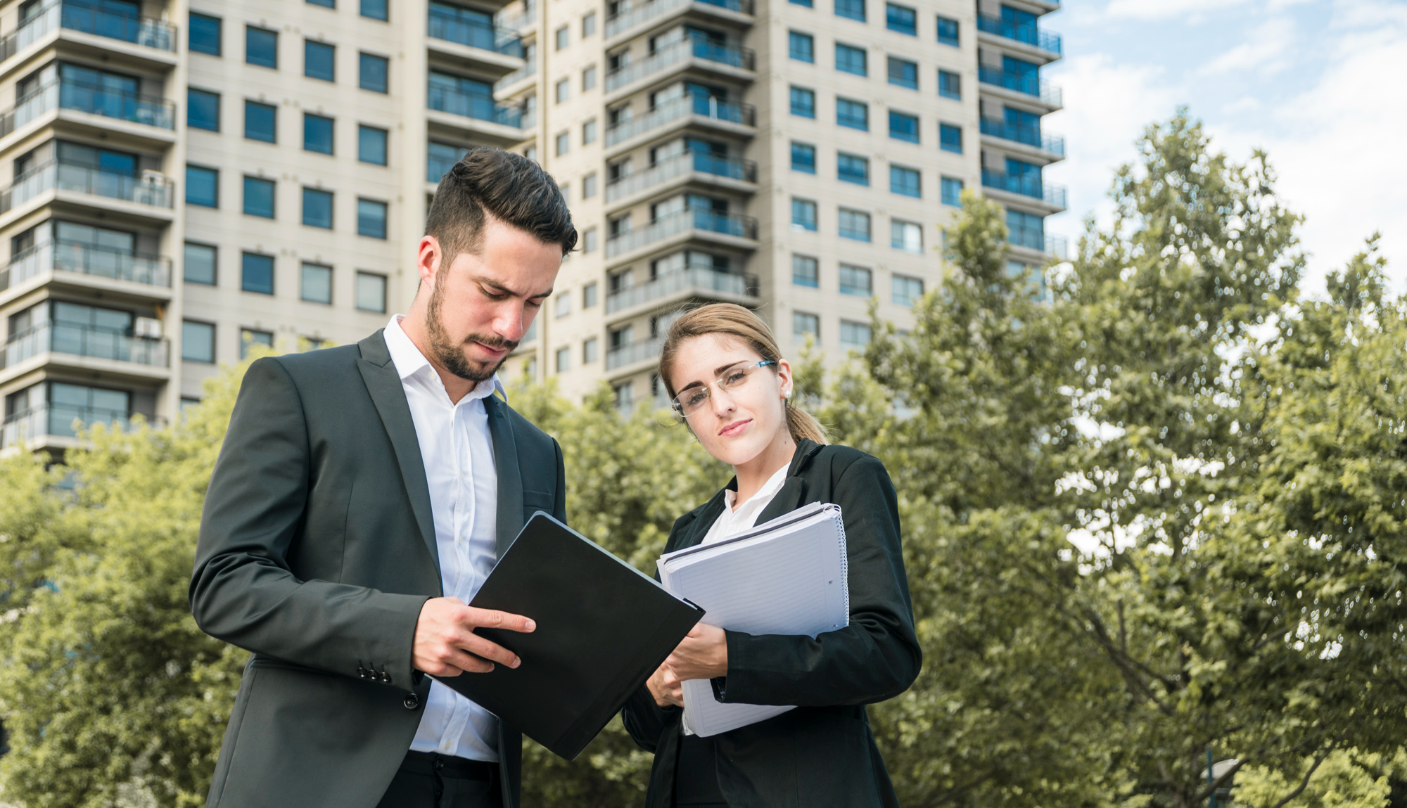 Evita errores comunes y reduce pagos pendientes en tu inmobiliaria