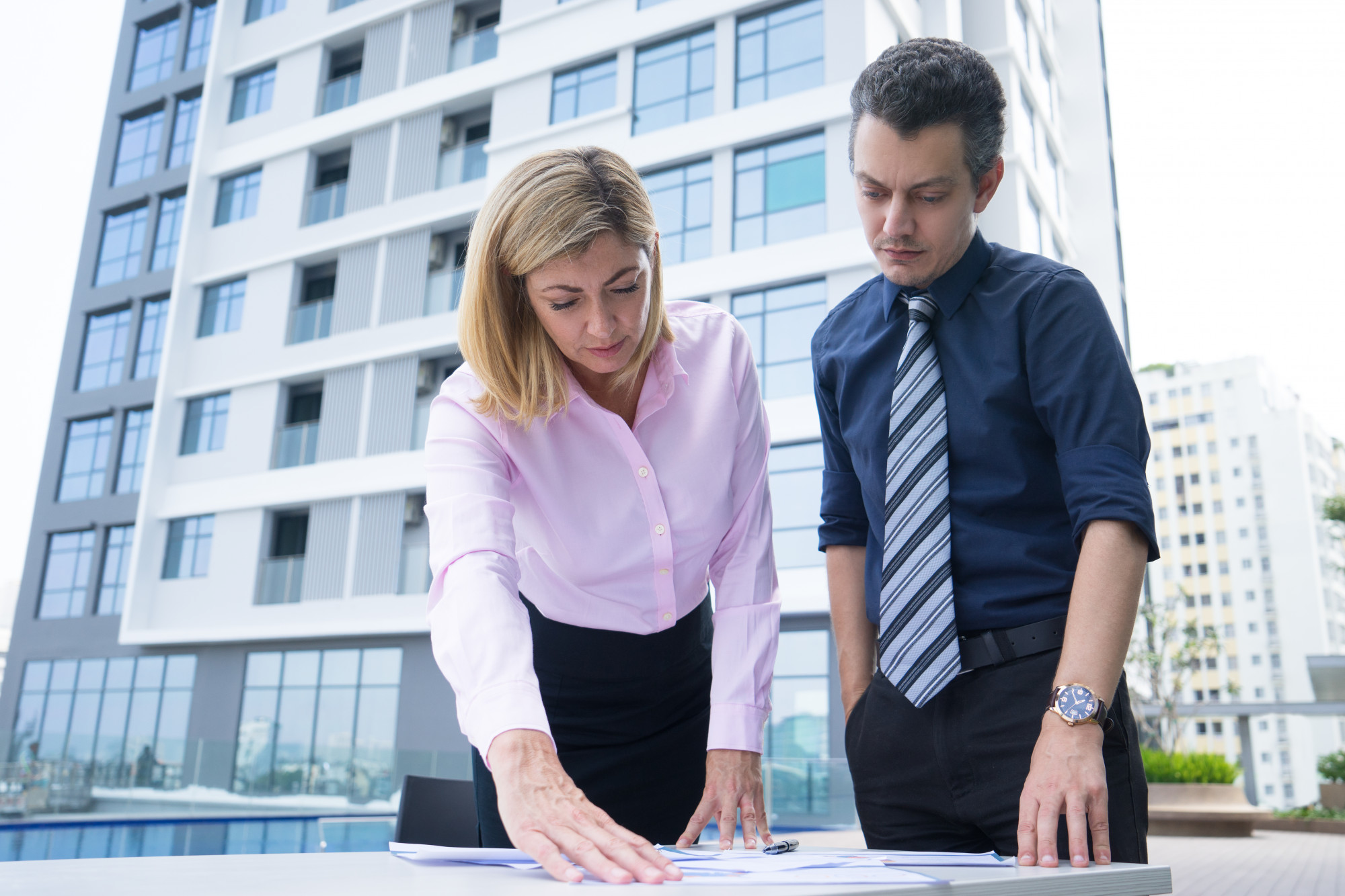 Cómo escalar su negocio inmobiliario sin duplicar la carga administrativa